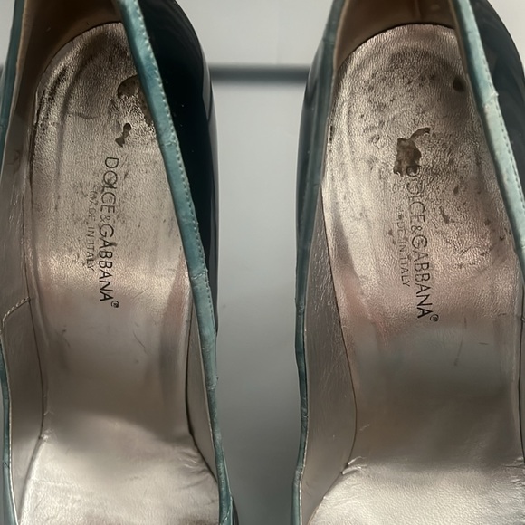 Vintage DOLCE & GABBANA Navy & Light Blue Elegant Pumps - Picture 3 of 16